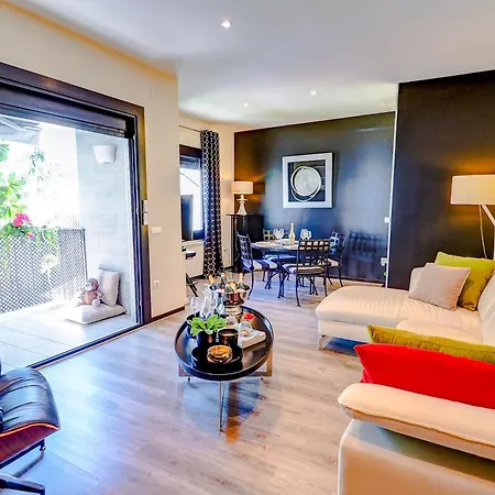 Flamingo By Hello Homes