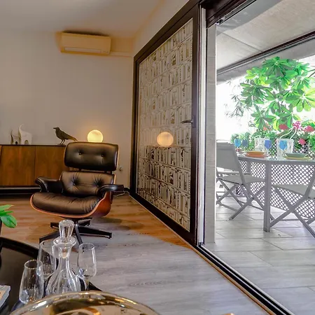 Flamingo By Hello Homes Apartment Sitges