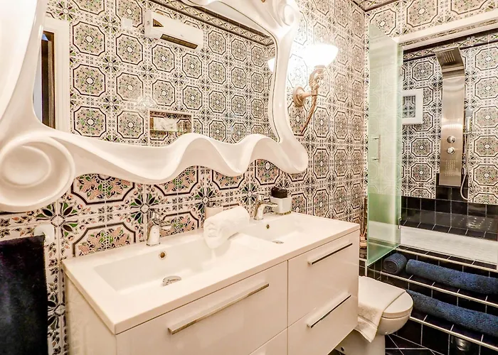 Διαμέρισμα Flamingo By Hello Homes *